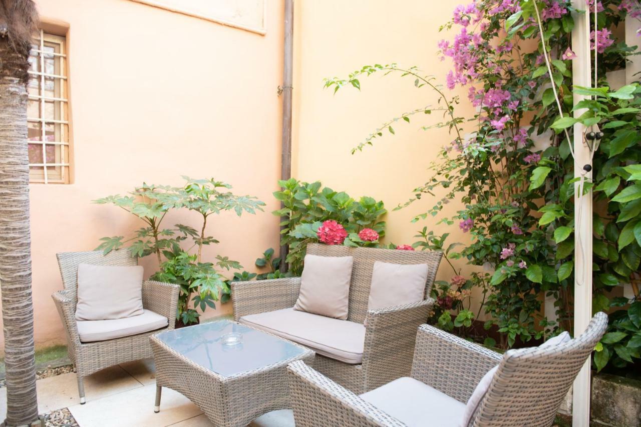 Bed & Breakfast Residenza Di Via Fontana 3*